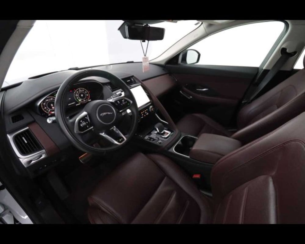 Jaguar E-Pace usata a Bologna (9)