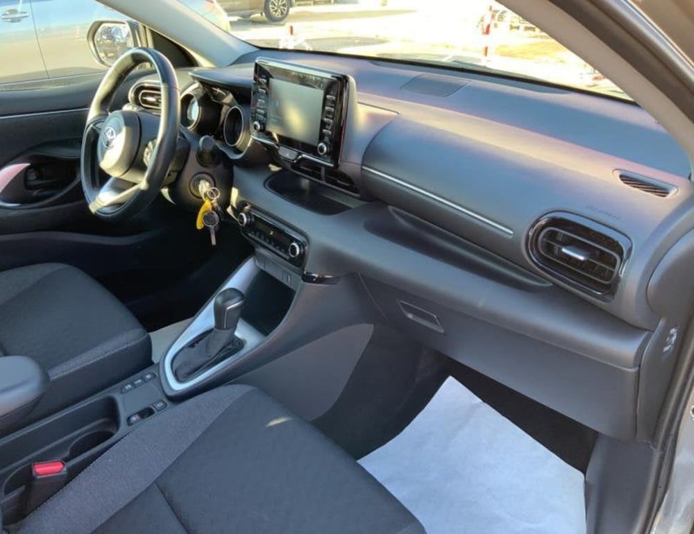 Toyota Yaris usata a Perugia (7)