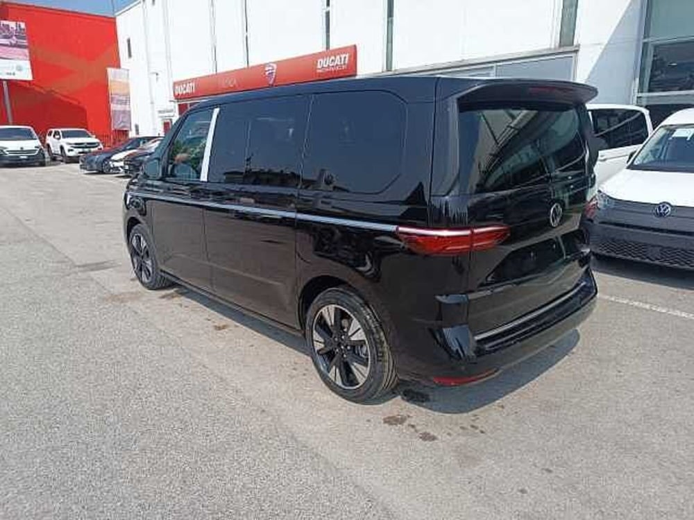 Volkswagen Multivan nuova a Vicenza (4)