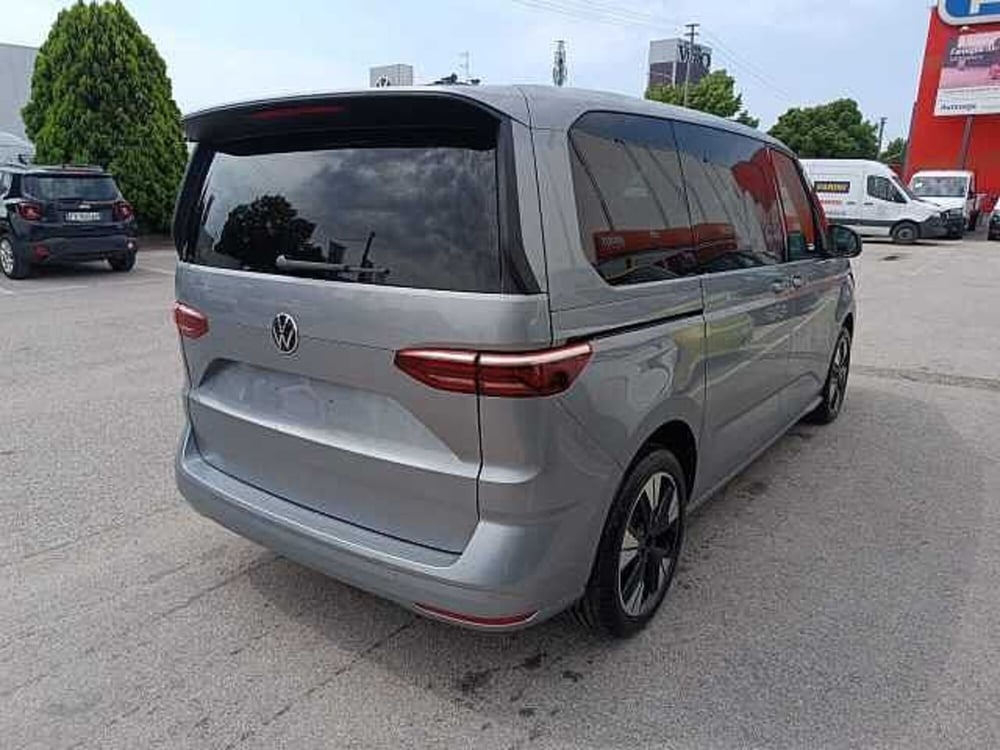 Volkswagen Multivan nuova a Vicenza (4)