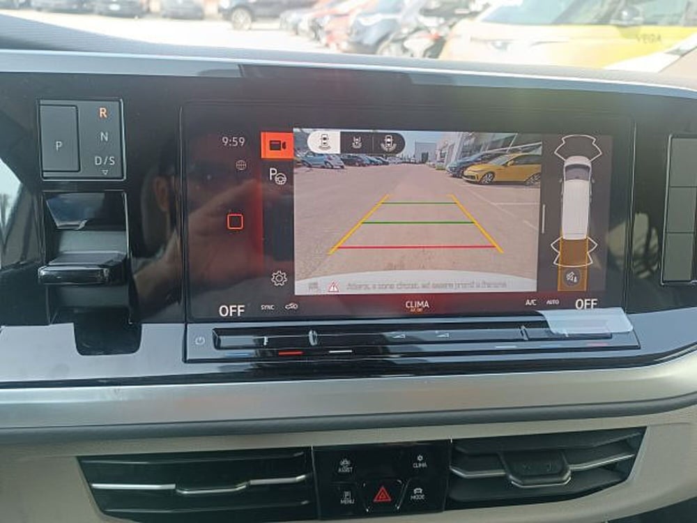 Volkswagen Multivan nuova a Vicenza (13)