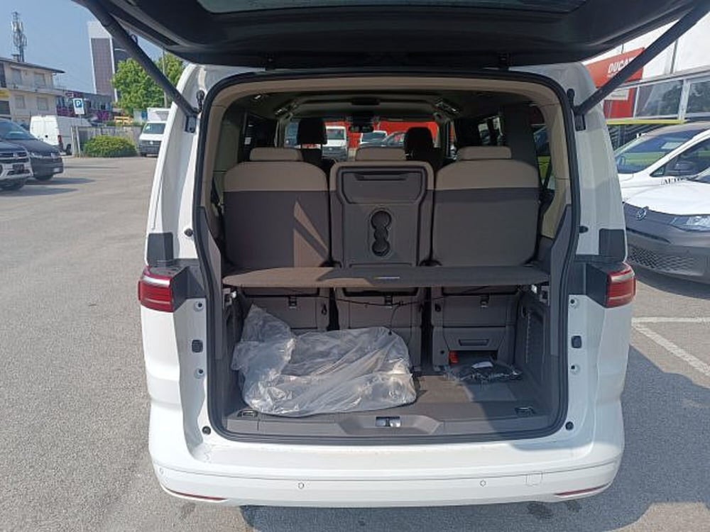 Volkswagen Multivan nuova a Vicenza (5)
