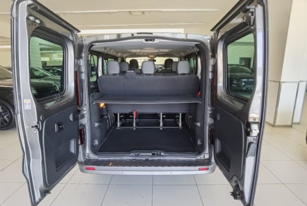 Opel Vivaro Furgone usata a Modena (17)