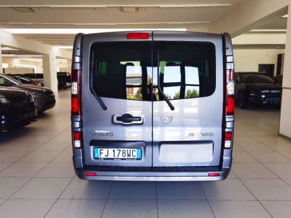 Opel Vivaro Furgone usata a Modena (18)