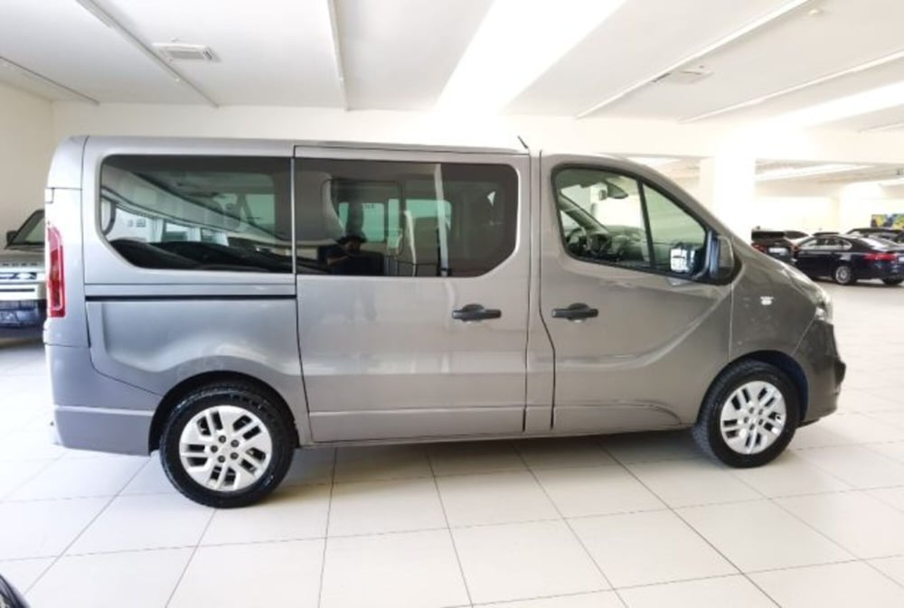 Opel Vivaro Furgone usata a Modena (4)