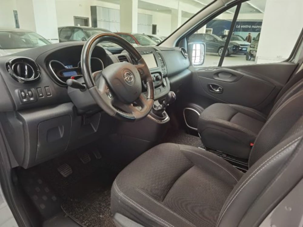 Opel Vivaro Furgone usata a Modena (8)