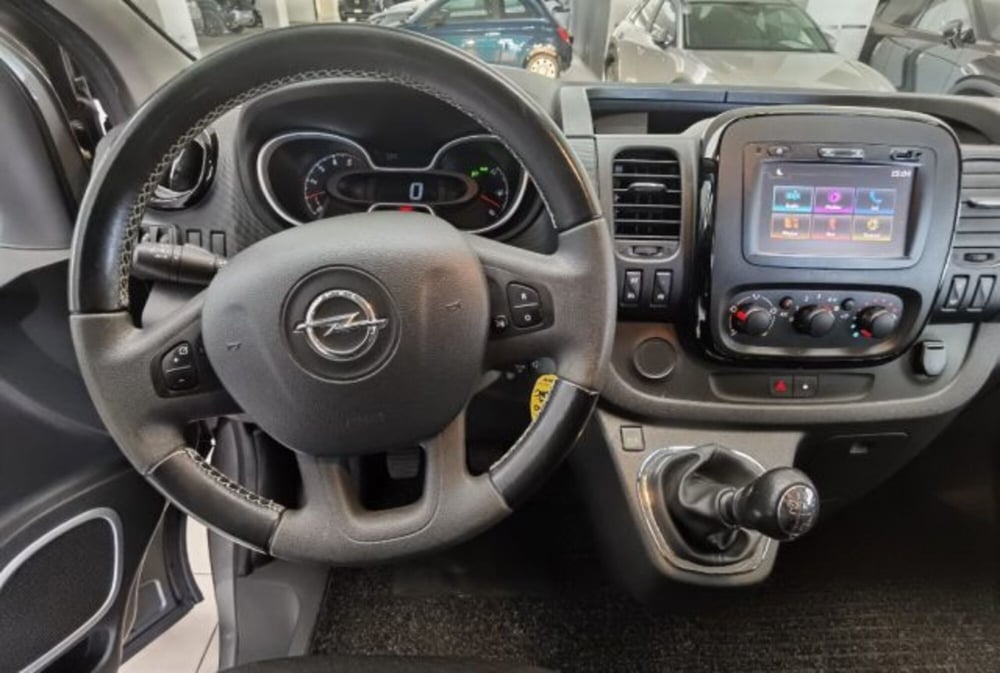 Opel Vivaro Furgone usata a Modena (9)