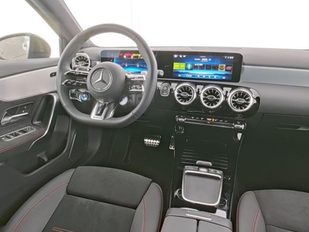 Mercedes-Benz Classe A usata a Milano (7)