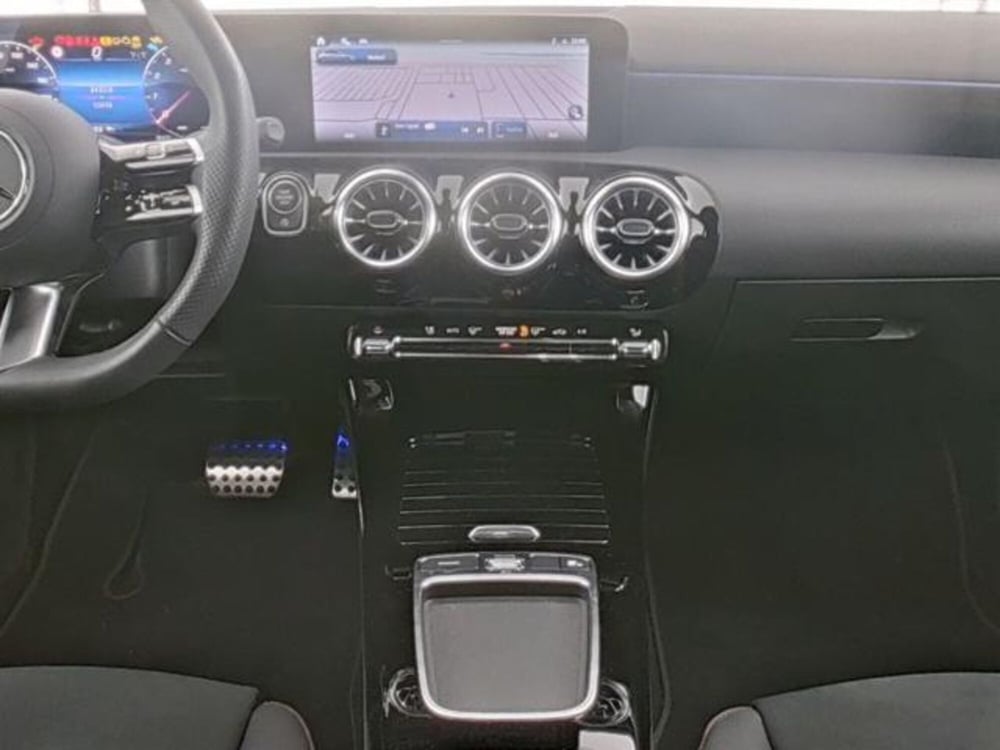 Mercedes-Benz Classe A usata a Milano (8)