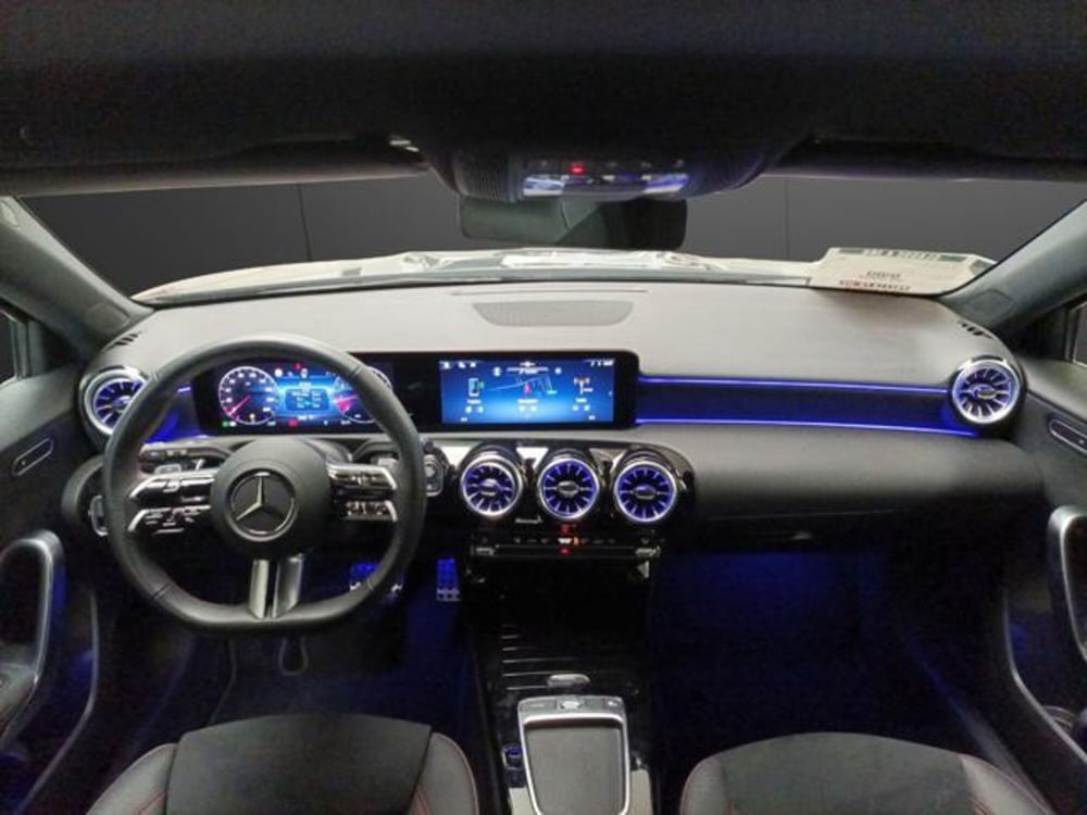 Mercedes-Benz Classe A usata a Milano (13)