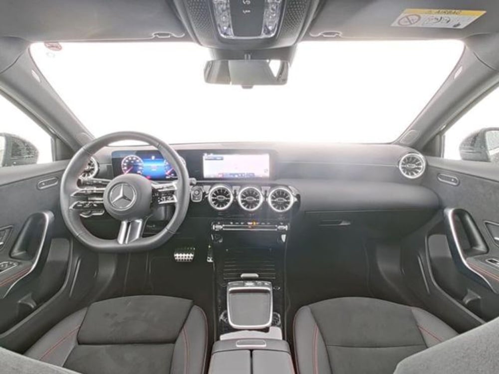 Mercedes-Benz Classe A usata a Milano (6)