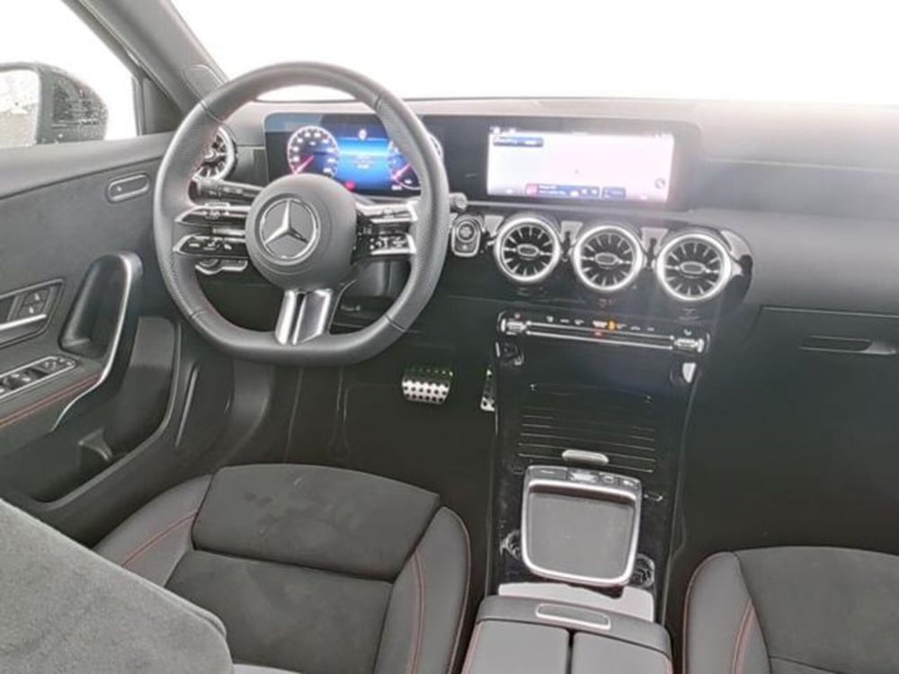 Mercedes-Benz Classe A usata a Milano (7)