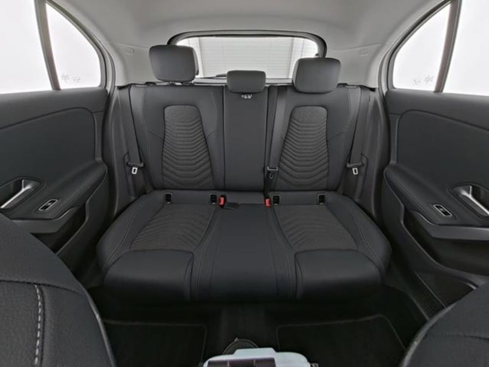 Mercedes-Benz Classe A usata a Milano (10)