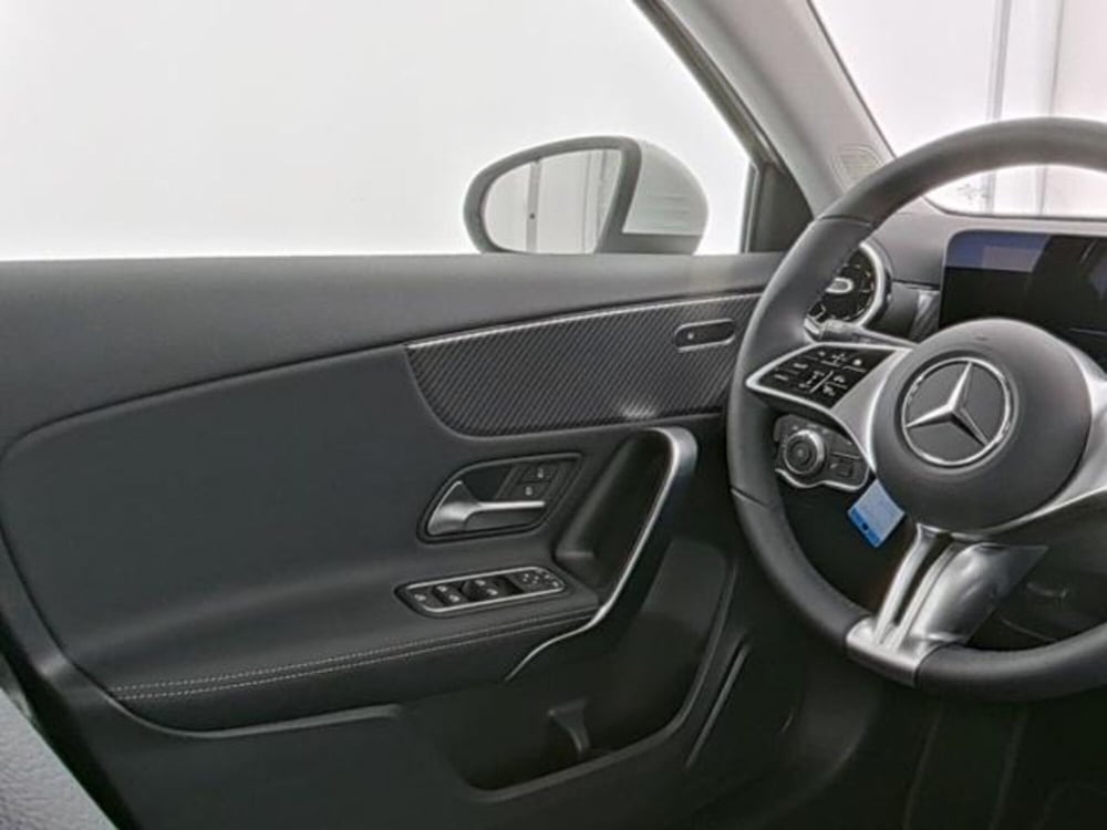 Mercedes-Benz Classe A usata a Milano (9)