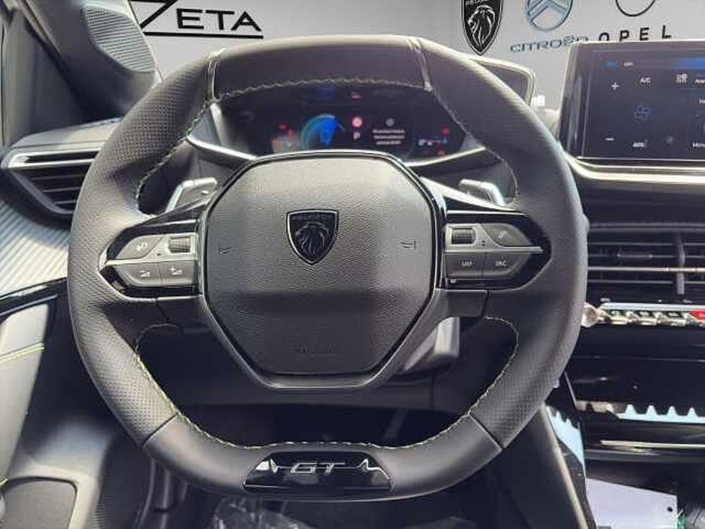 Peugeot 208 nuova a Vibo Valentia (10)