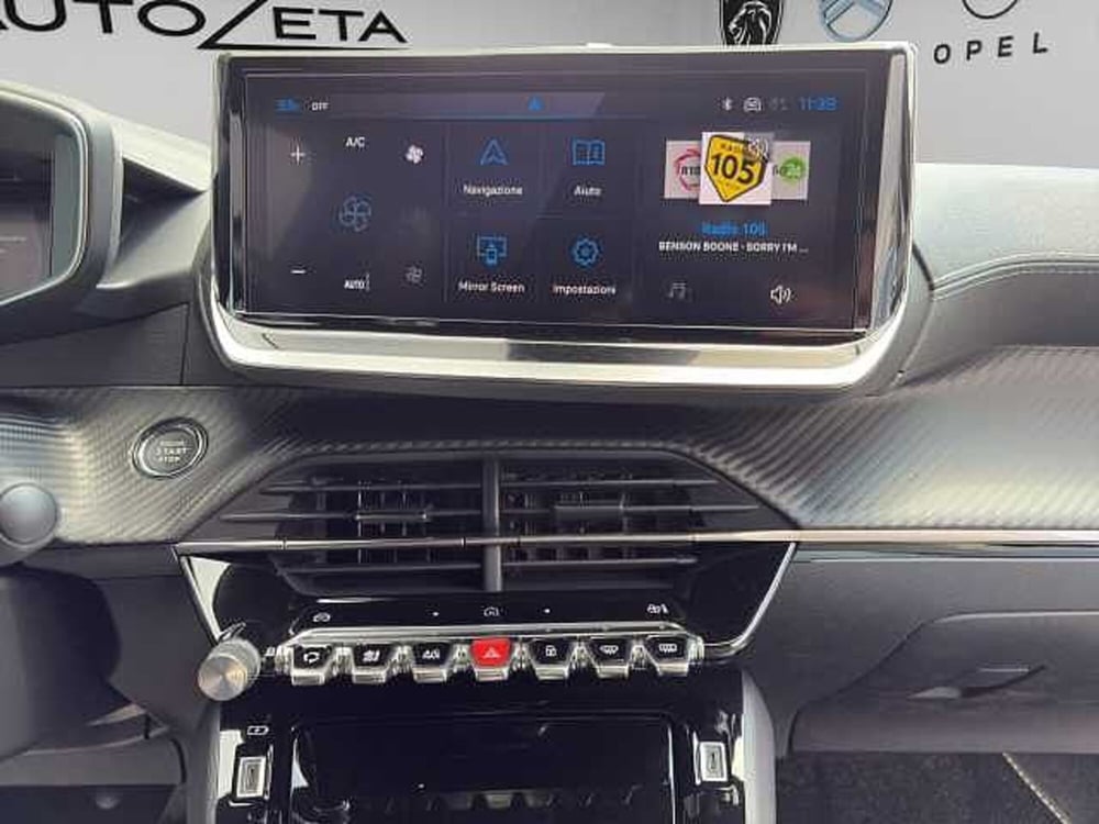 Peugeot 208 nuova a Vibo Valentia (13)