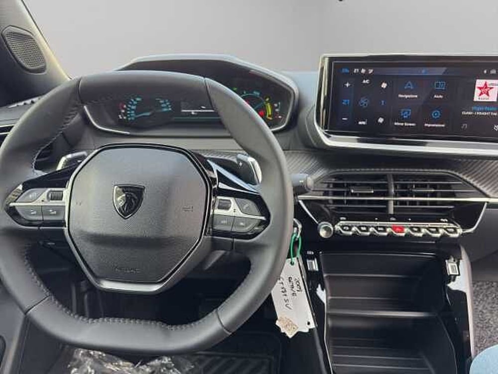 Peugeot 2008 nuova a Vibo Valentia (13)