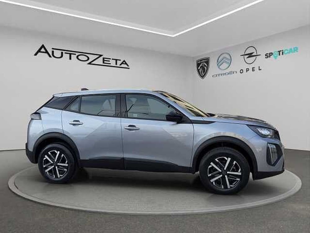 Peugeot 2008 nuova a Vibo Valentia (4)