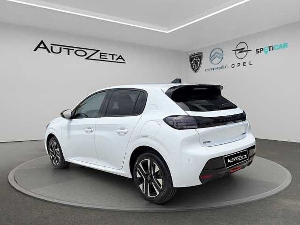 Peugeot 208 nuova a Vibo Valentia (7)