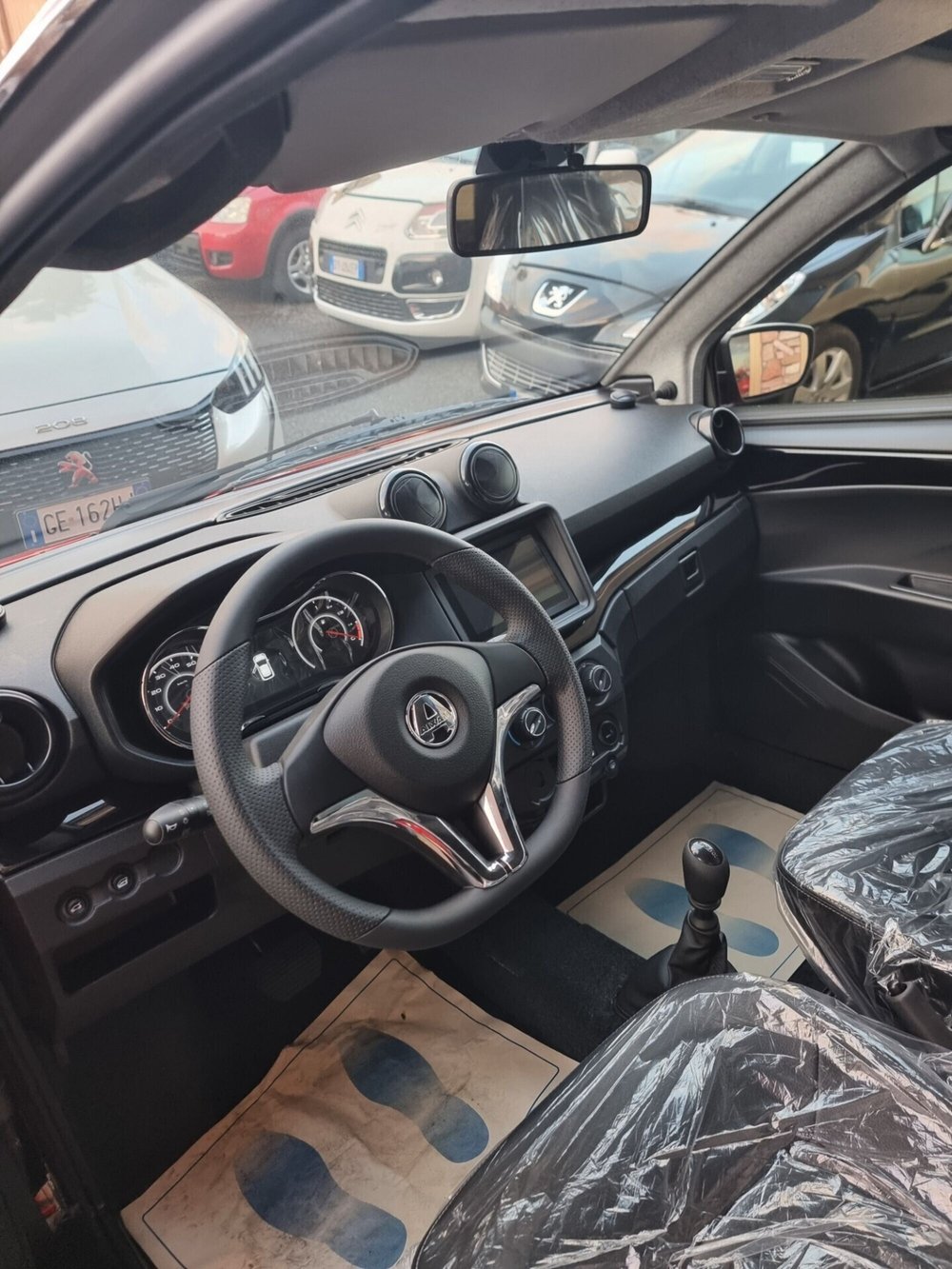 Aixam City 482 nuova a Napoli (11)