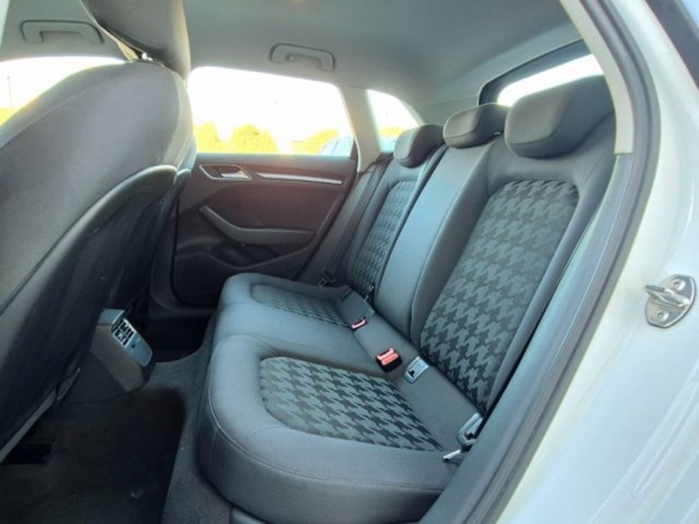 Volkswagen Golf usata a Oristano (13)