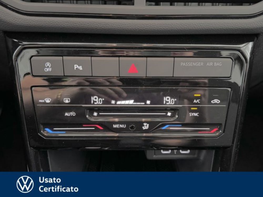 Volkswagen T-Cross nuova a Vicenza (16)