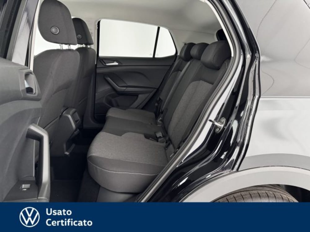 Volkswagen T-Cross nuova a Vicenza (9)