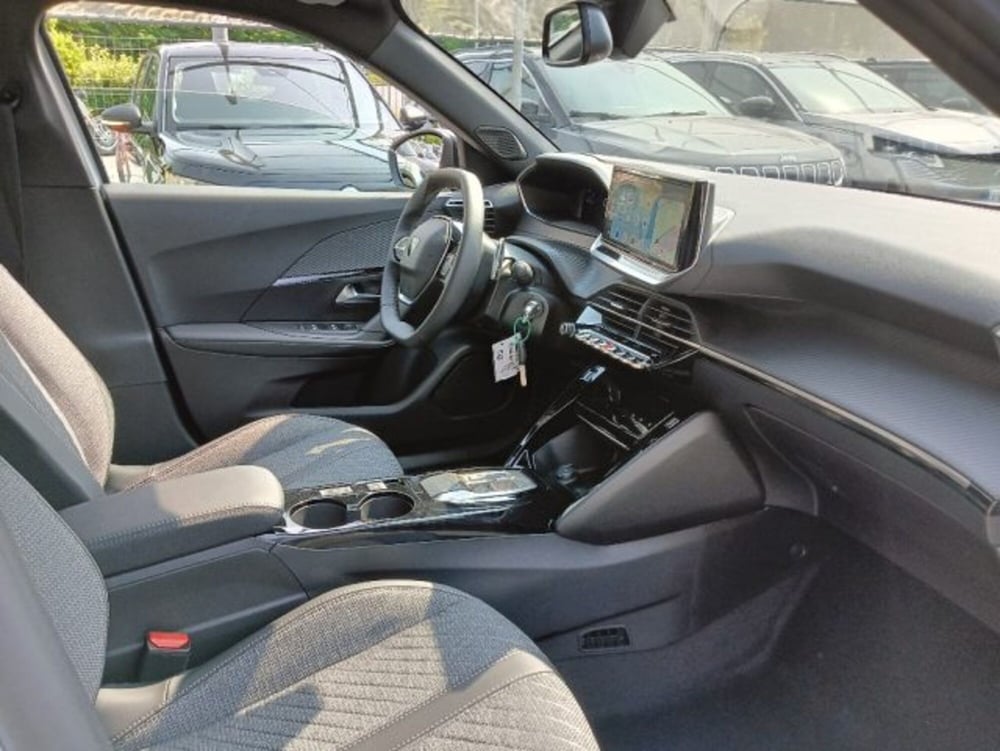 Peugeot 2008 nuova a Brescia (18)