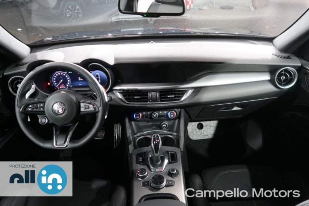 Alfa Romeo Stelvio nuova a Venezia (7)
