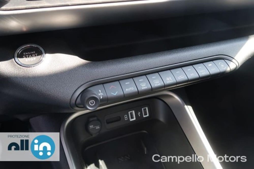 Jeep Avenger nuova a Venezia (11)