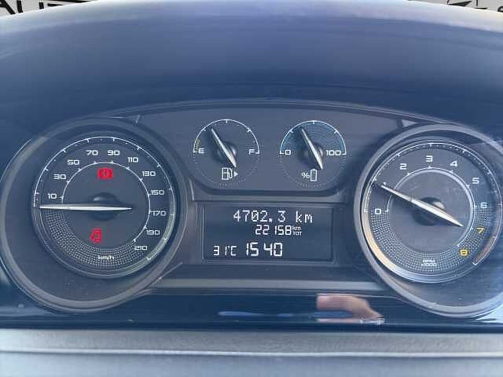 Lancia Ypsilon usata a Vibo Valentia (12)