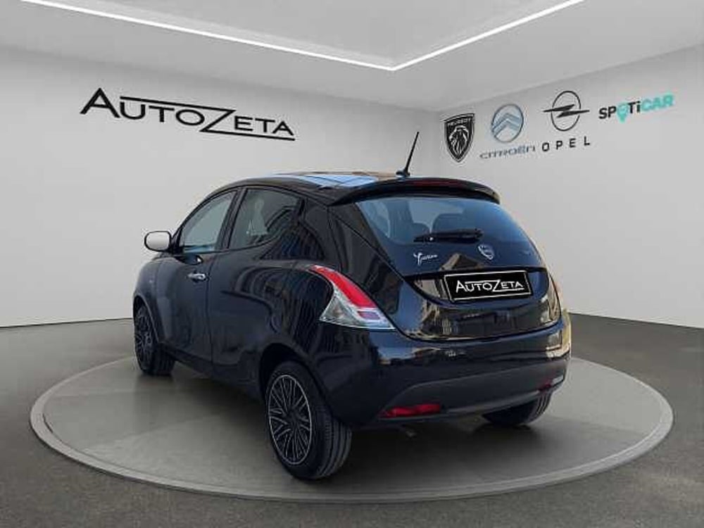 Lancia Ypsilon usata a Vibo Valentia (7)