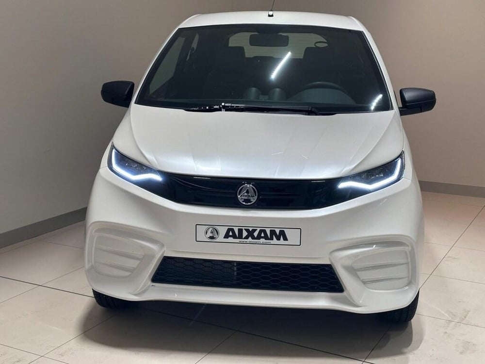 Aixam City 482 nuova a Varese (2)