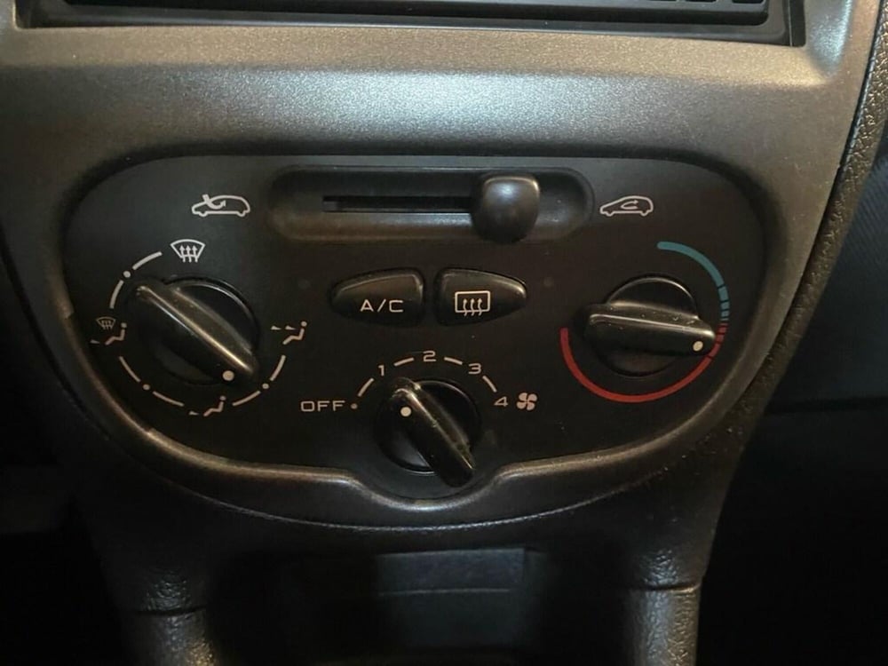 Peugeot 206 usata a Torino (11)