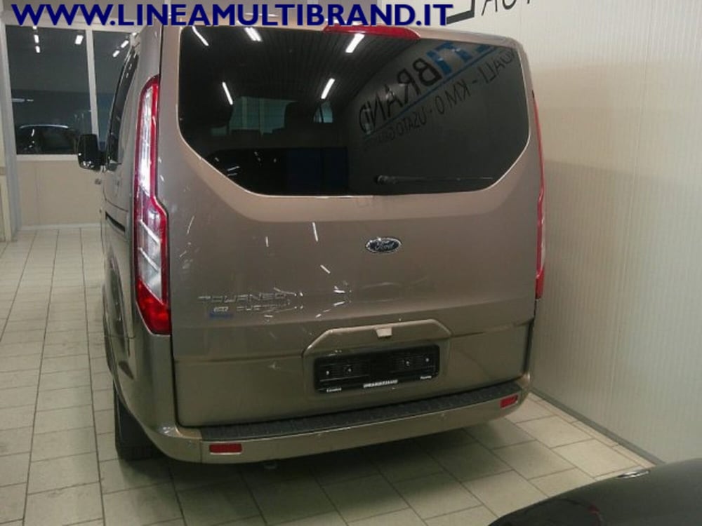 Ford Tourneo Custom usata a Piacenza (8)