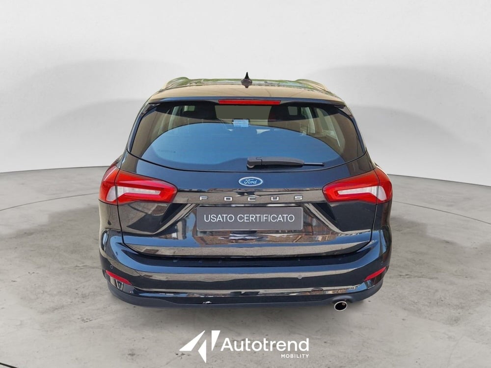 Ford Focus Station Wagon usata a Bari (4)