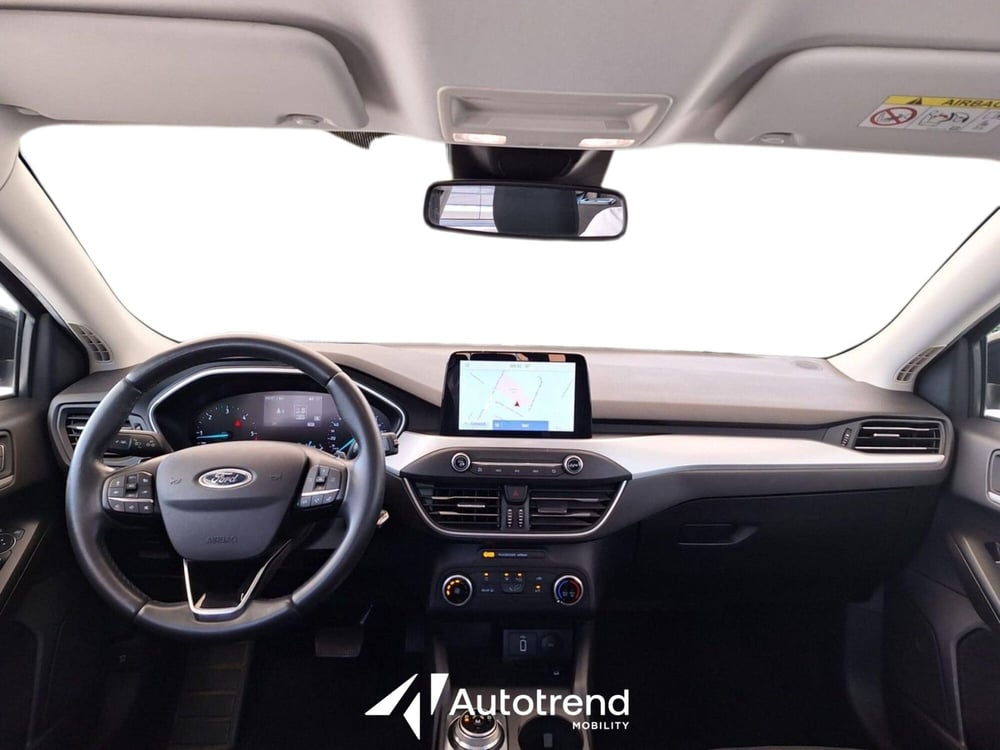 Ford Focus Station Wagon usata a Bari (8)