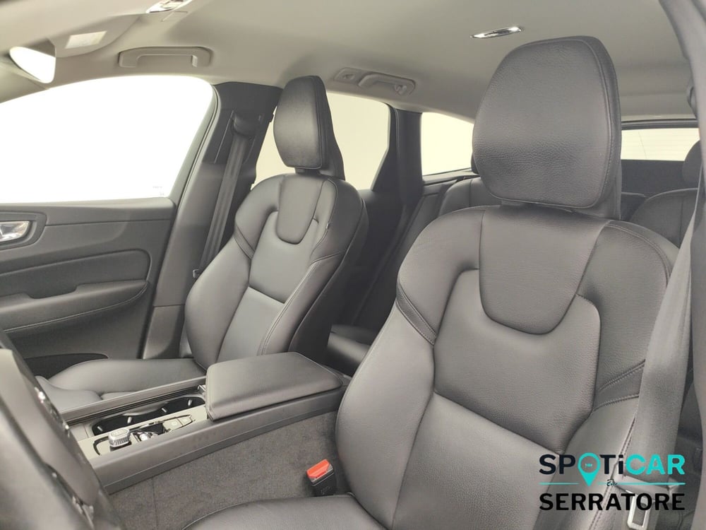 Volvo XC60 usata a Como (13)