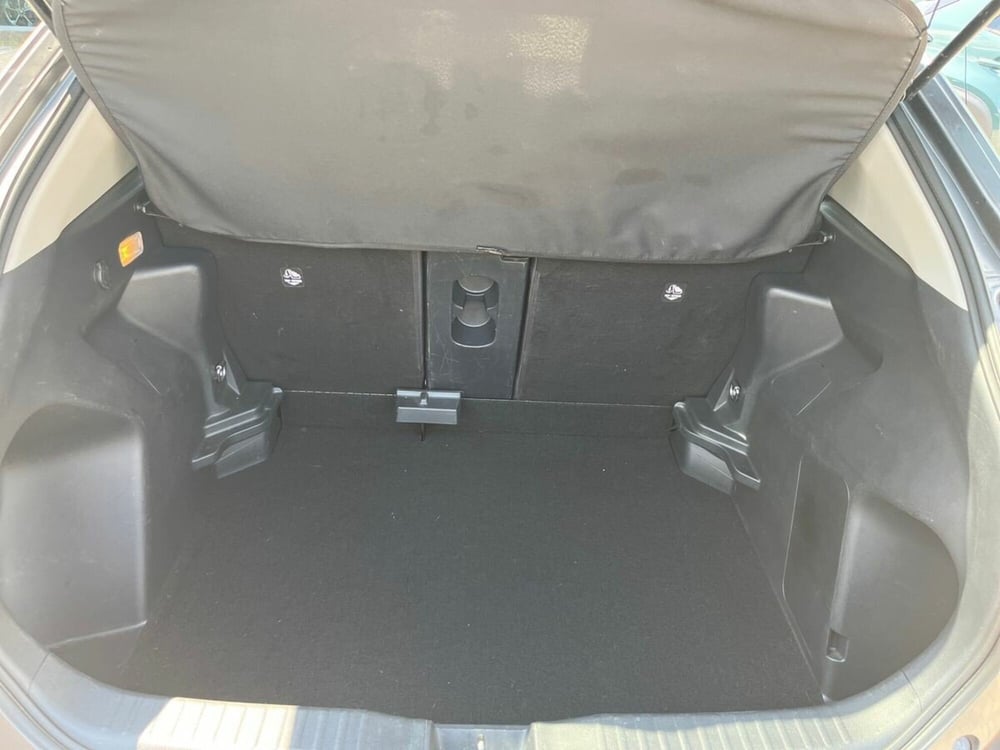 Toyota Yaris Cross usata a Sondrio (13)