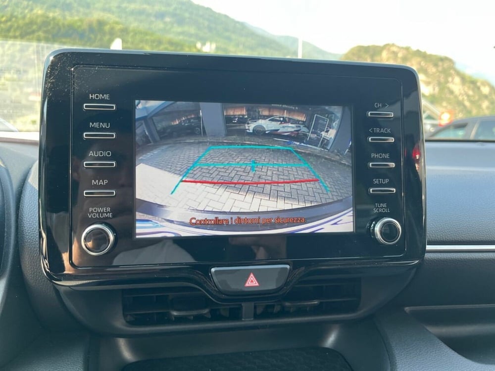 Toyota Yaris usata a Sondrio (16)