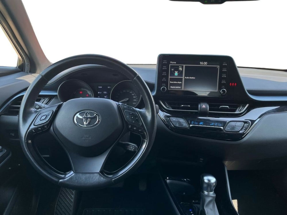 Toyota Toyota C-HR usata a Sondrio (9)
