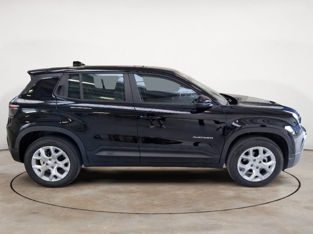 Jeep Avenger usata a Salerno (5)