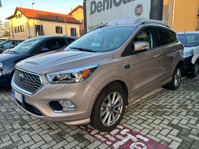 Ford Kuga 2.0 TDCI 180 CV S&amp;S 4WD Powershift Vignale del 2017 usata a Milano