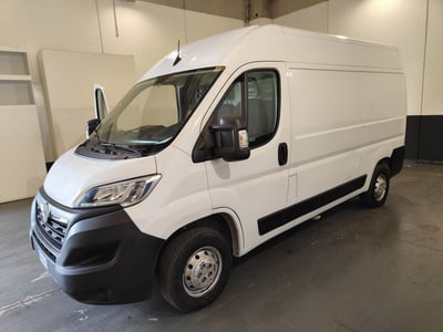Opel Movano Furgone 33 L2H2 2.2 Bluehdi 120cv S&amp;S del 2022 usata a Milano