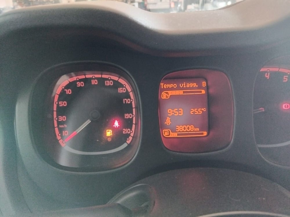 Fiat Panda Cross usata a Milano (15)