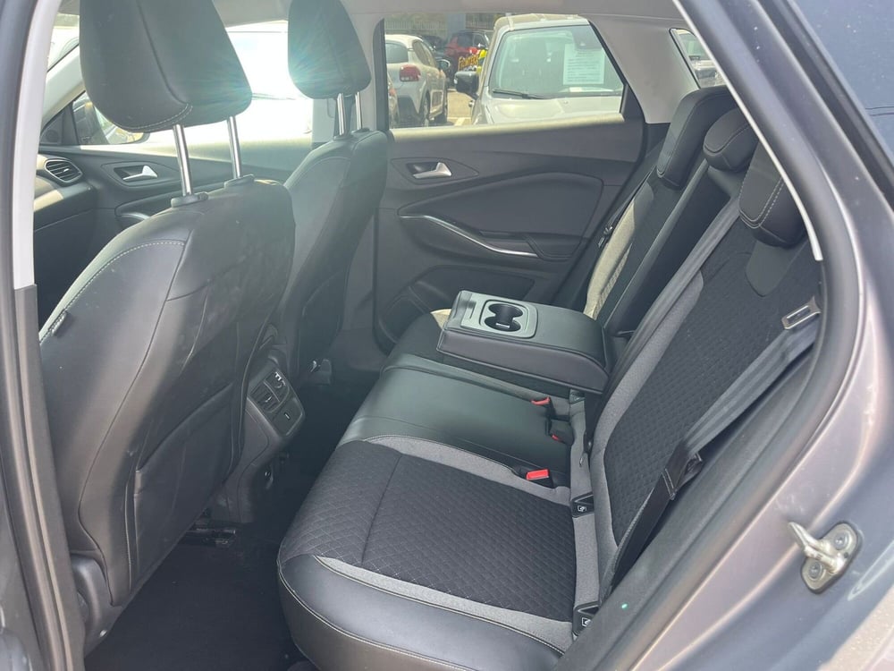 Opel Grandland X usata a Milano (14)