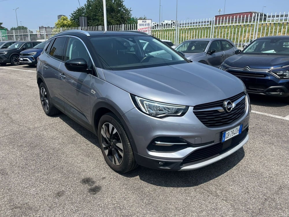 Opel Grandland X usata a Milano (3)