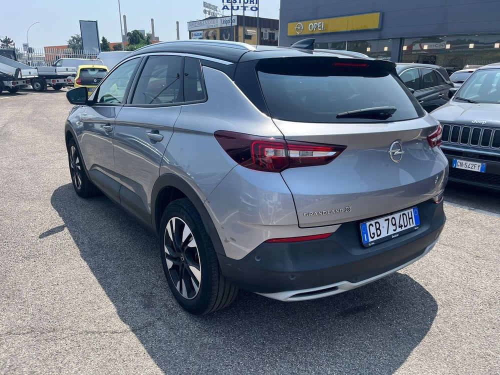 Opel Grandland X usata a Milano (6)