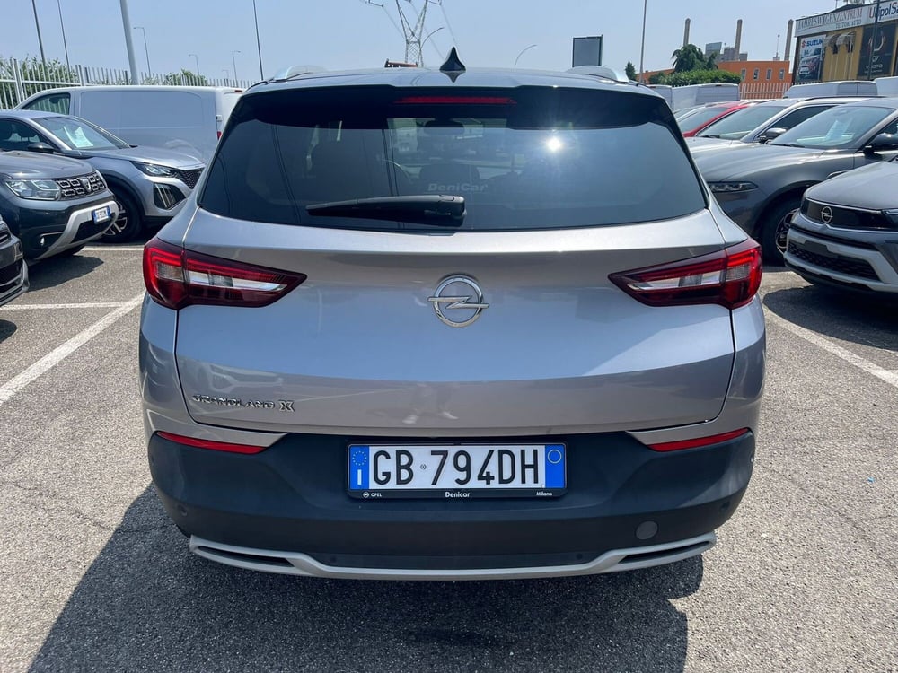 Opel Grandland X usata a Milano (8)