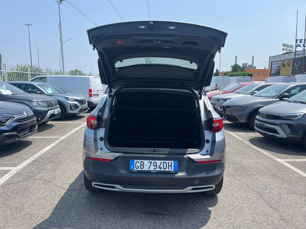 Opel Grandland X usata a Milano (9)
